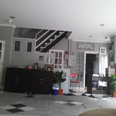 Taylor'S Guesthouse Hua Hin Exterior foto